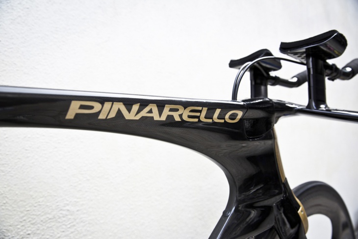 PINARELLO la moda nuova 2014》 チームスカイと共同開発された専用TT